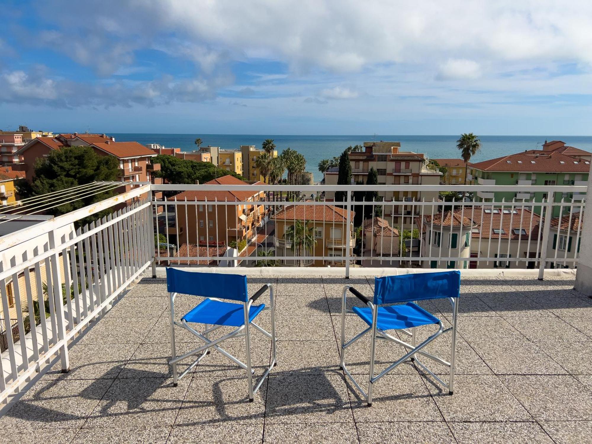 Ferienwohnung Casa Carlotta San Bartolomeo Al Mare Exterior foto